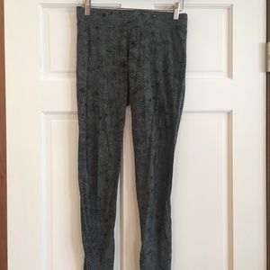 Black &a Grey Floral Leggings